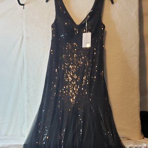 NWT Arfar Beautiful and Elegant Black Sequence and Tool Formal Gown CB-1